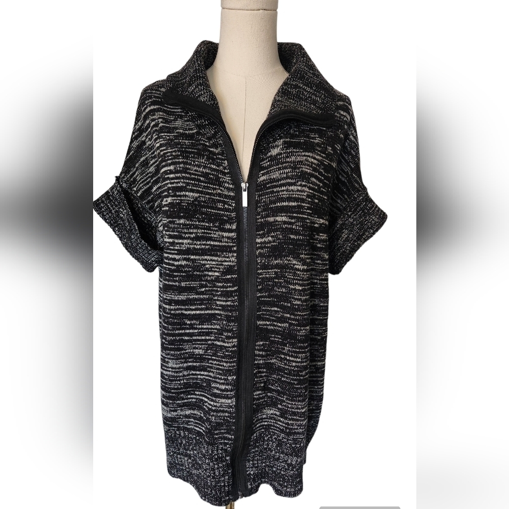 Kenneth Cole Reaction zipper sweater